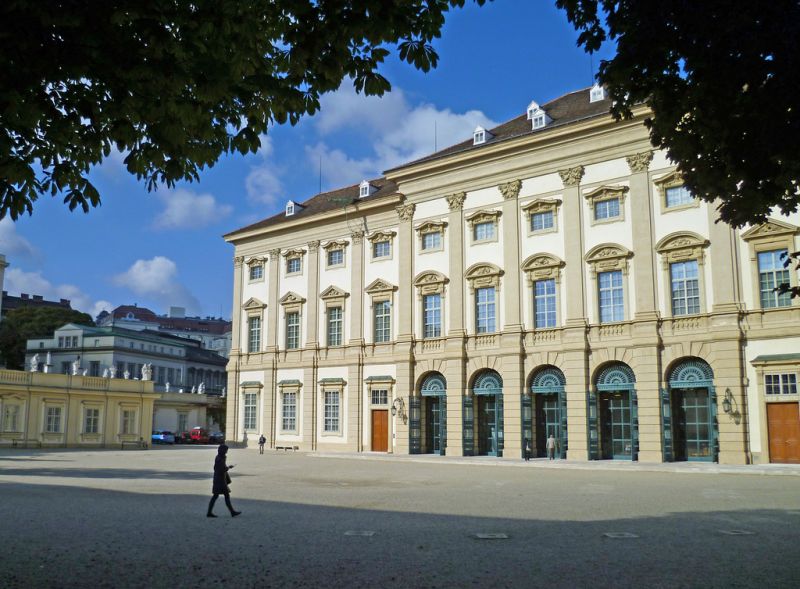 Imagini pentru Palatul Liechtenstein