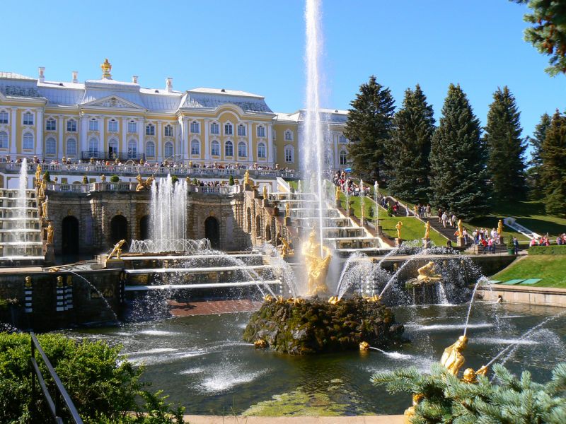 Imagini pentru Palatul de Vară Rusia