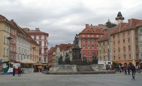 Piata Hauptplatz din Graz