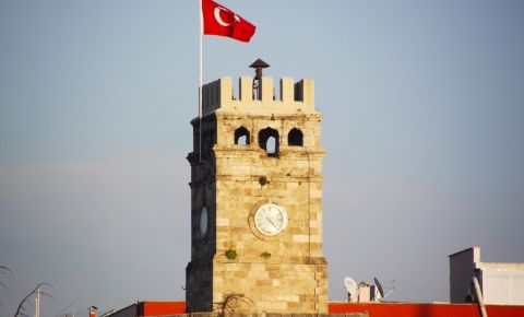 Turnul cu Ceas din Antalya