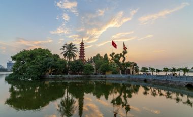 Pagoda Tran Quoc din Hanoi